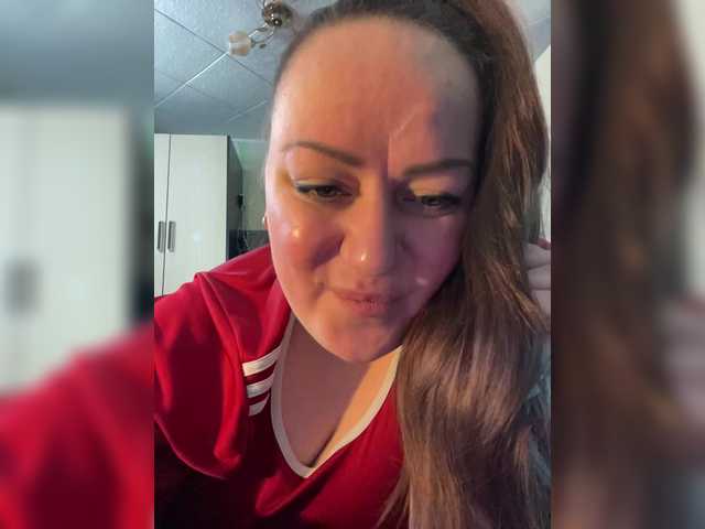 SweetyLiza's BongaCams show and profile