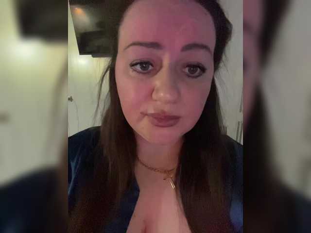 SweetyLiza's BongaCams show and profile