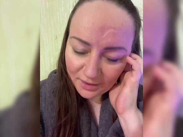 SweetyLiza's BongaCams show and profile