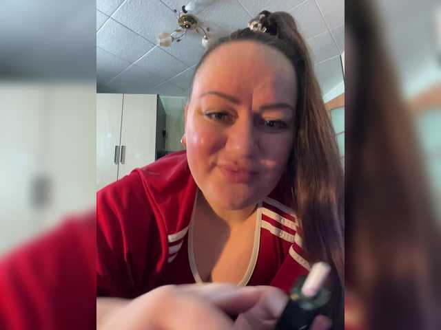 SweetyLiza's BongaCams show and profile