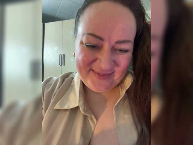 SweetyLiza's BongaCams show and profile