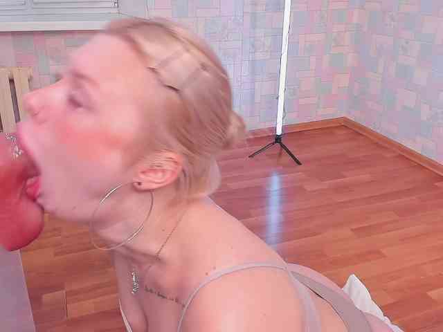 crispy-cookie webcam