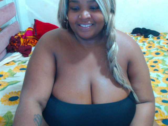 hannai's BongaCams show and profile