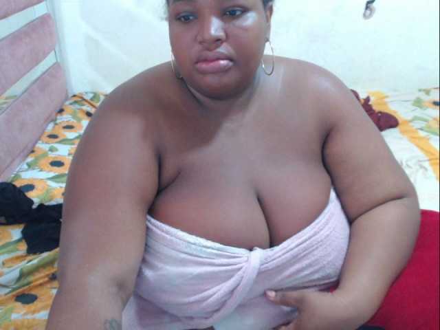 hannai's BongaCams show and profile