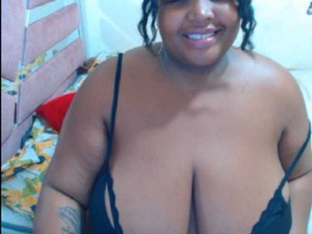 hannai's BongaCams show and profile