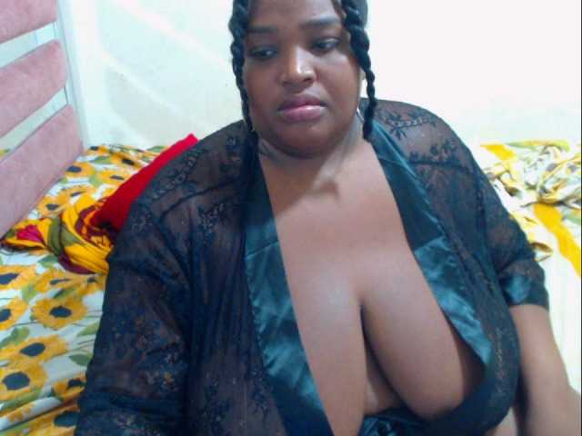 hannai's BongaCams show and profile