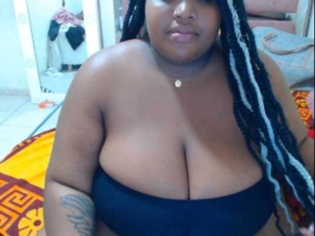 hannai webcam bongacams model stream image
