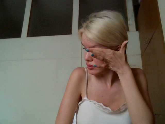 Keylaone's BongaCams show and profile