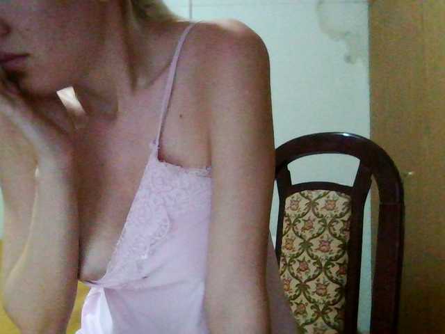 Keylaone webcam bongacams model stream image