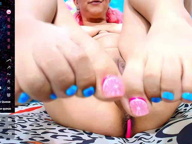 HonneyBunny1's BongaCams show and profile