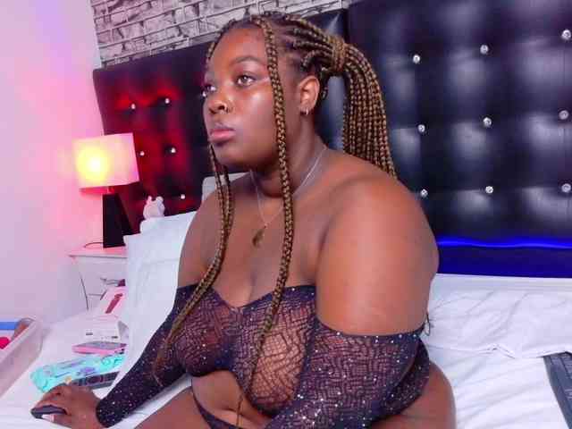 black-pussydoll webcam