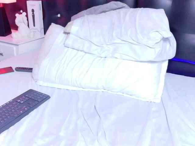 black-pussydoll webcam