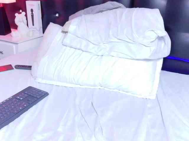 black-pussydoll webcam