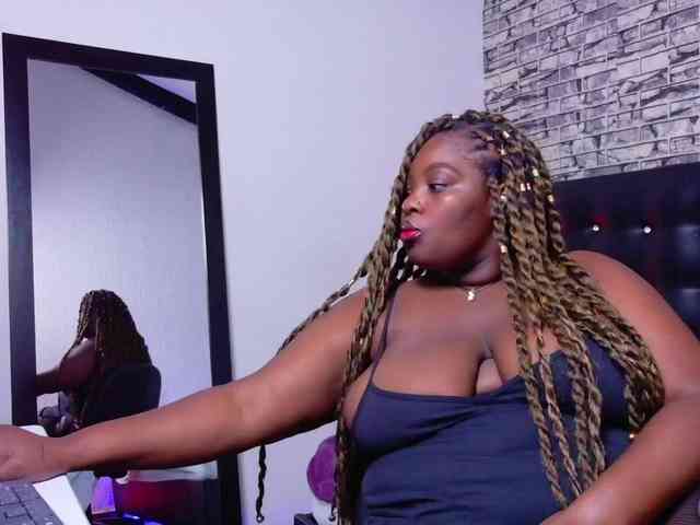 black-pussydoll webcam