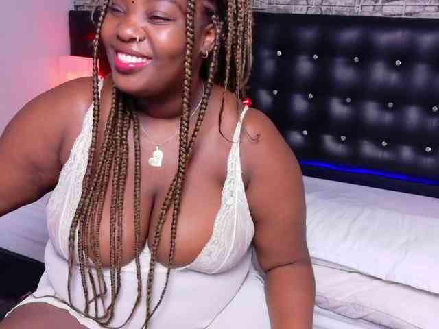 black-pussydoll webcam