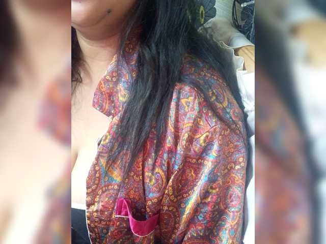 babyhornyx's BongaCams show and profile