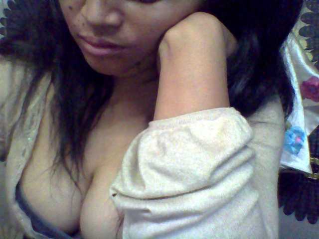 babyhornyx's BongaCams show and profile