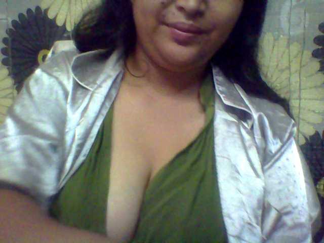 babyhornyx's BongaCams show and profile