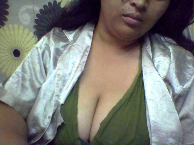 babyhornyx's BongaCams show and profile