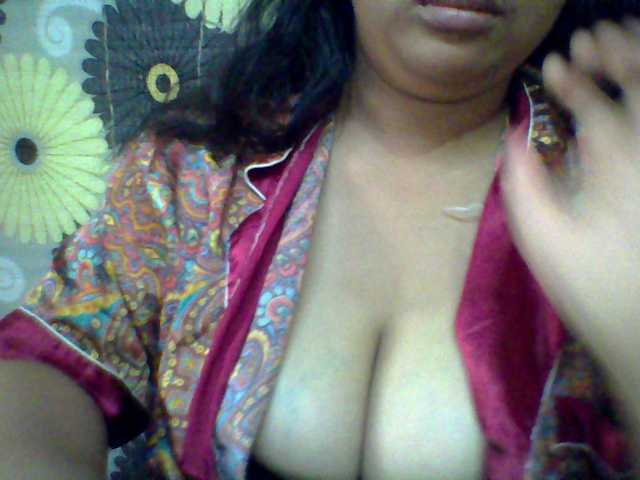 babyhornyx's BongaCams show and profile