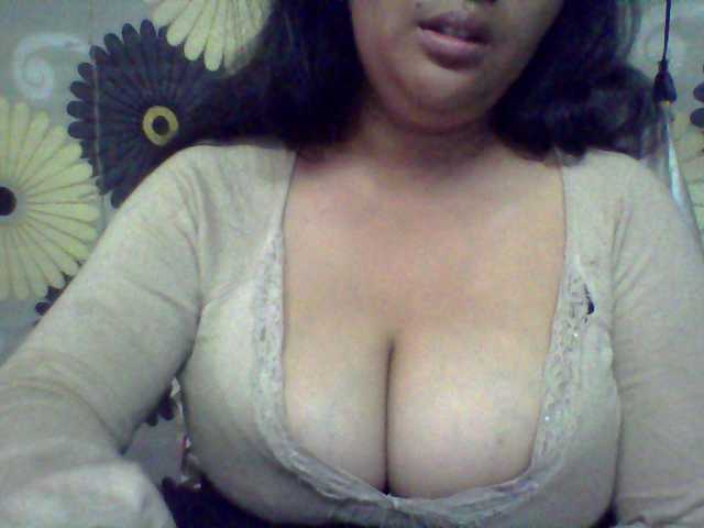 babyhornyx's BongaCams show and profile