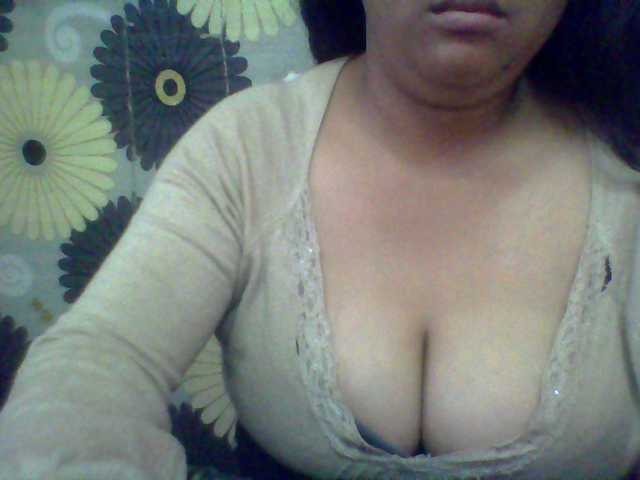 babyhornyx's BongaCams show and profile