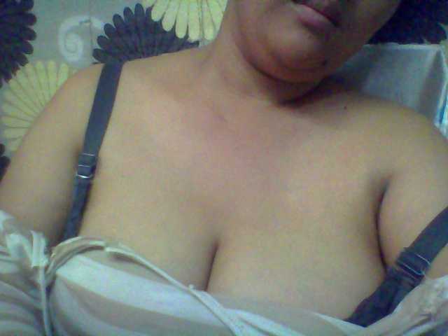 babyhornyx's BongaCams show and profile