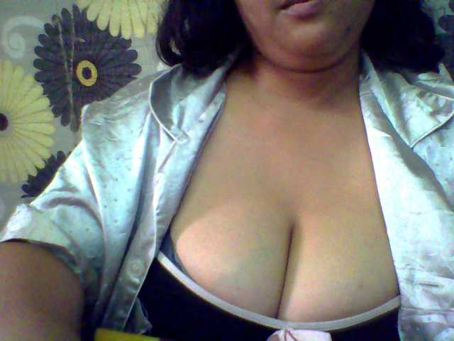 babyhornyx's BongaCams show and profile