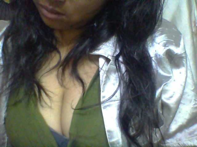 babyhornyx, une amatrice française avec qui discuter et avoir du sexe