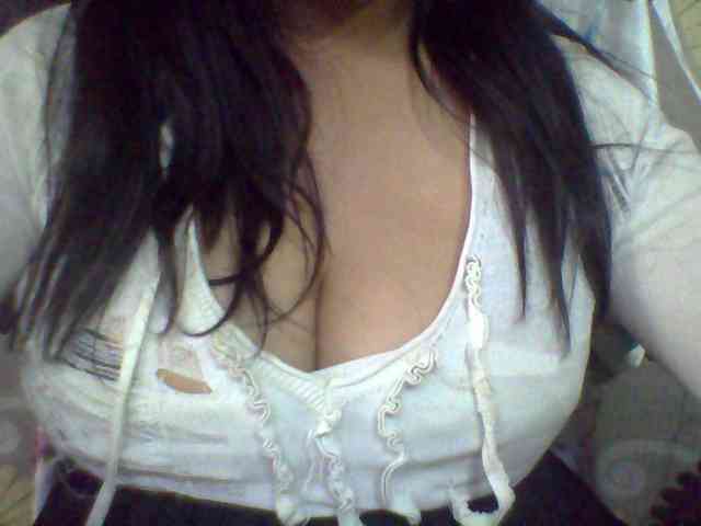 babyhornyx webcam