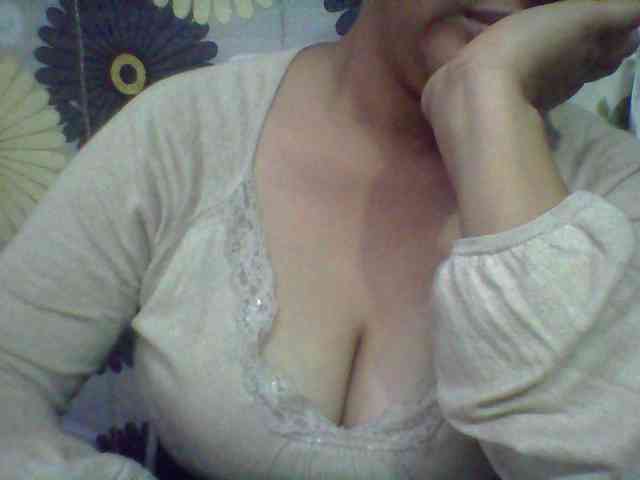 babyhornyx webcam