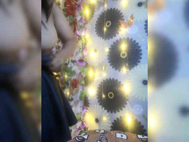 babyhornyx webcam