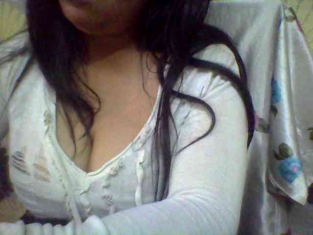 babyhornyx webcam