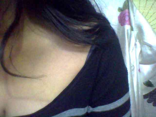 babyhornyx webcam