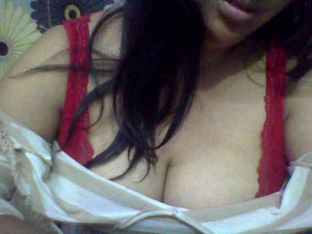 babyhornyx webcam