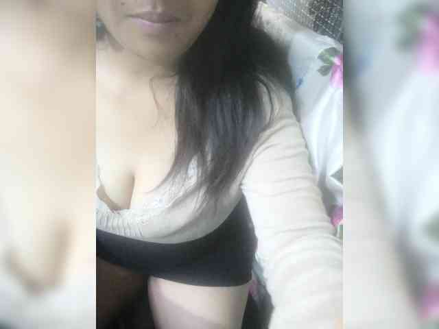 babyhornyx webcam