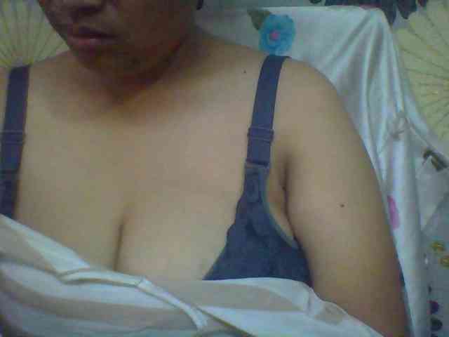 babyhornyx Live Webcam on BongaCams