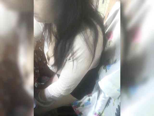 babyhornyx webcam