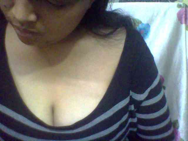 babyhornyx webcam