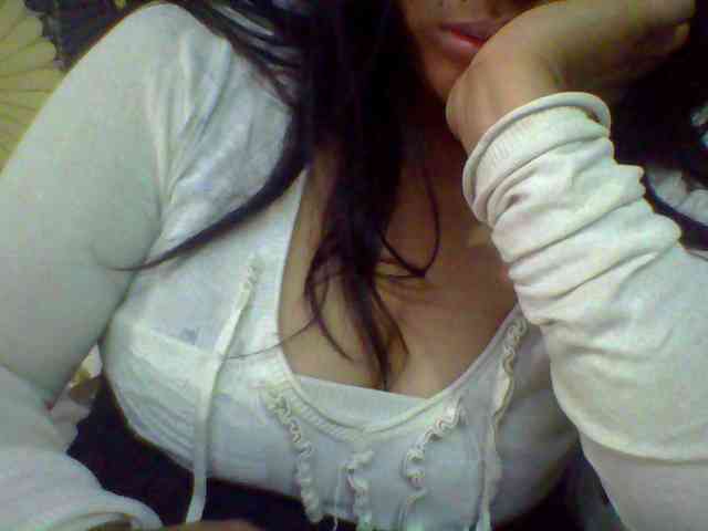 babyhornyx webcam