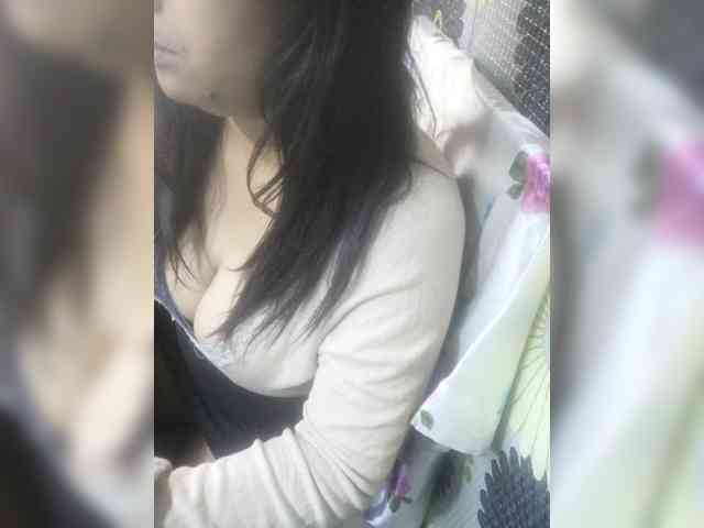 babyhornyx webcam