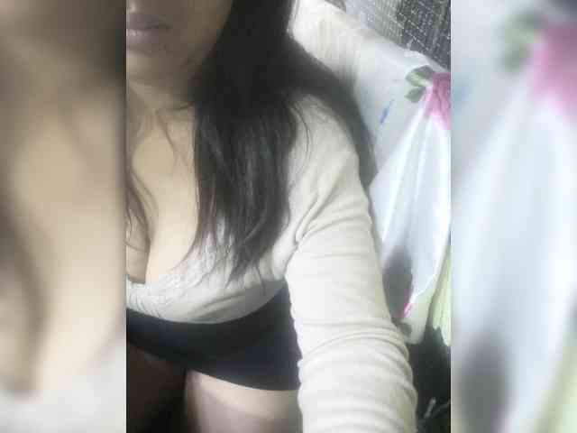 babyhornyx webcam