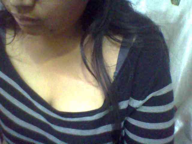 babyhornyx webcam