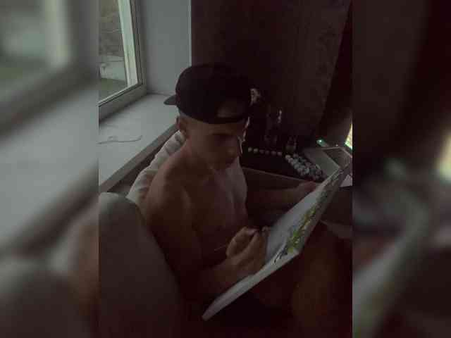 notary Live Webcam on BongaCams