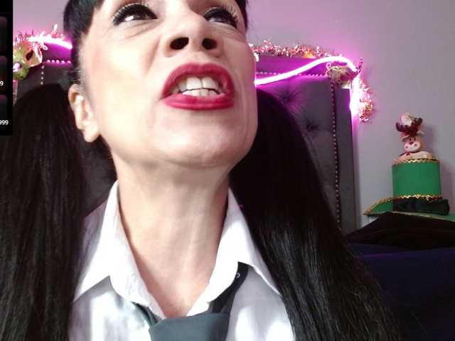 CharlotteLemke's BongaCams show and profile