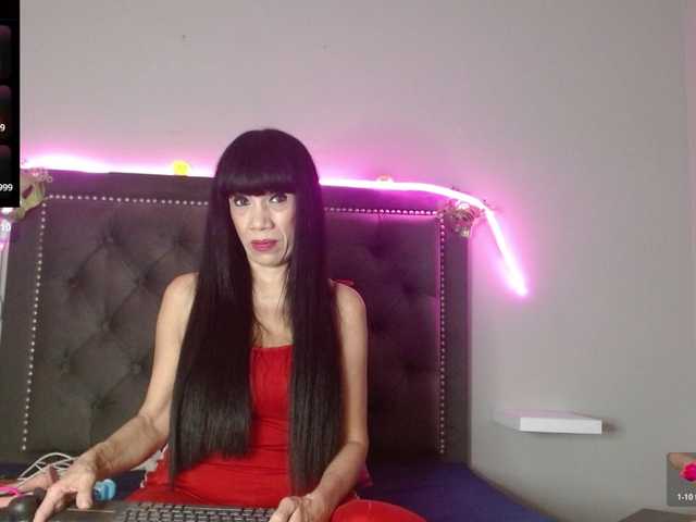 CharlotteLemke's BongaCams show and profile