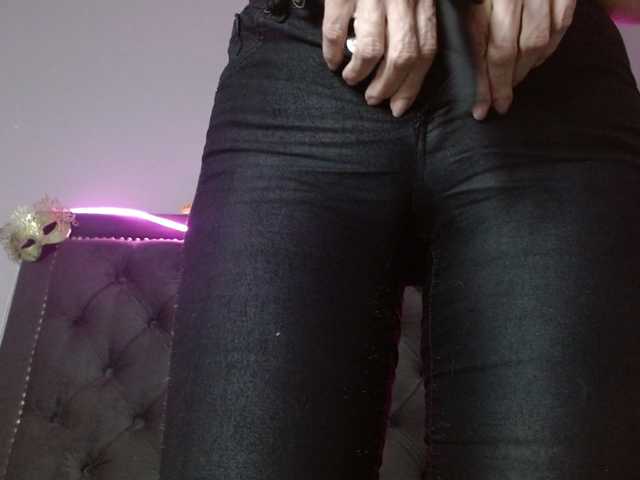 CharlotteLemke's BongaCams show and profile