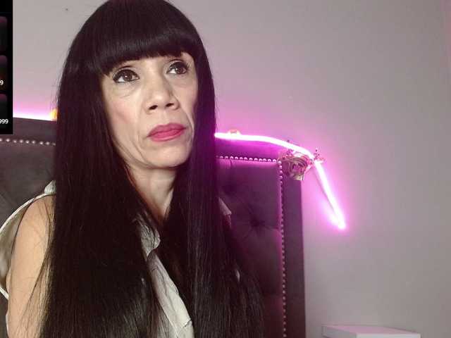 CharlotteLemke's BongaCams show and profile