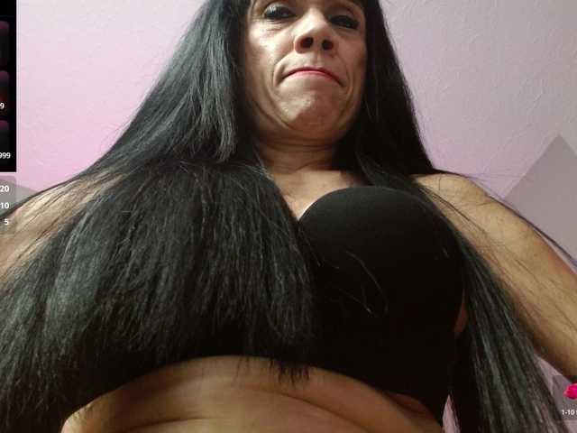 CharlotteLemke's BongaCams show and profile