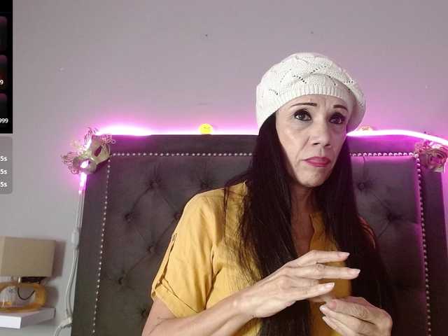 CharlotteLemke's BongaCams show and profile